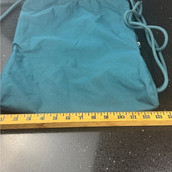 Nike Women's Pink and dark greenDrawstring Bag - Picture 4 of 5